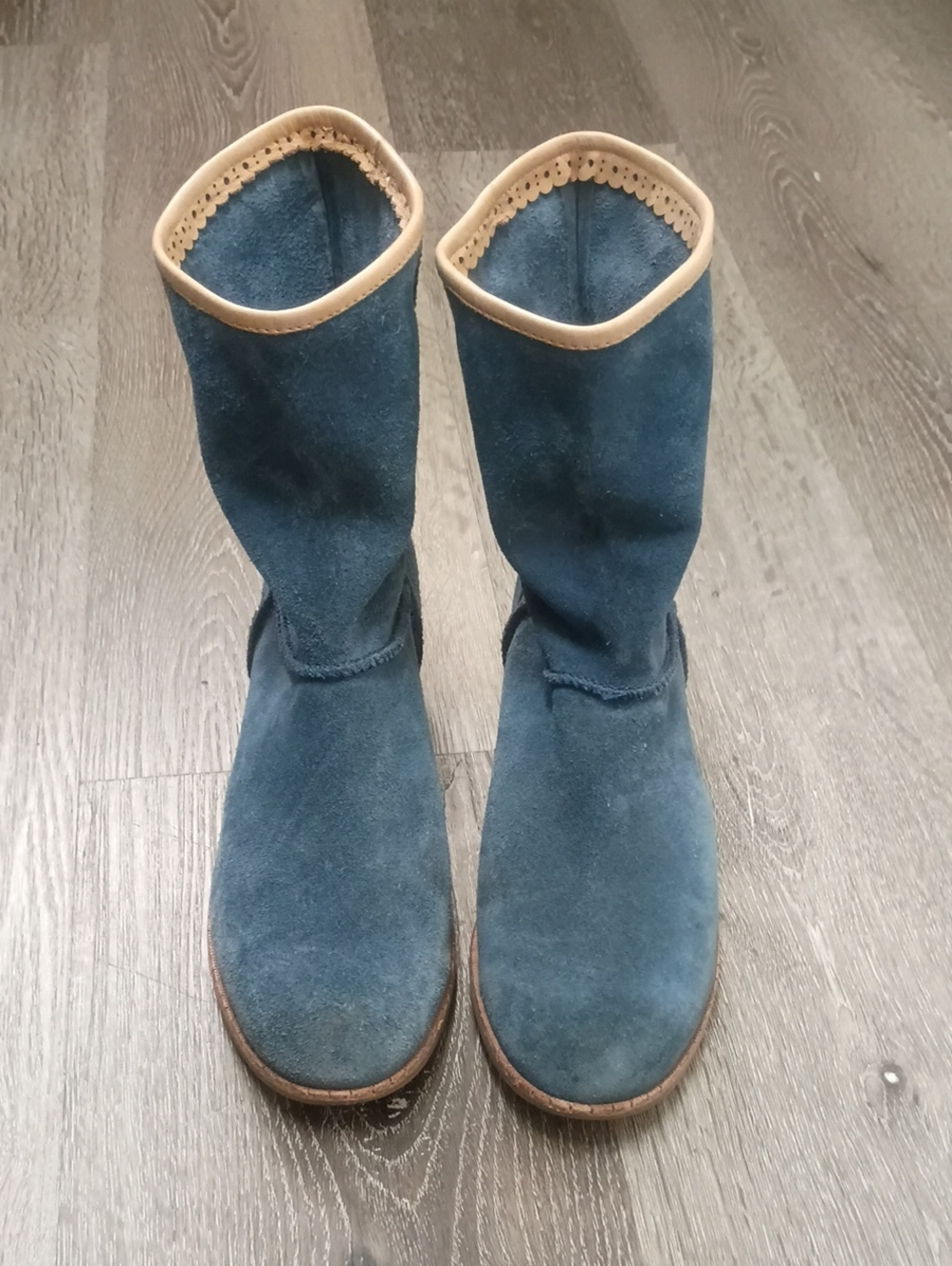 Ugg Cyrinda Vintage Boots W7